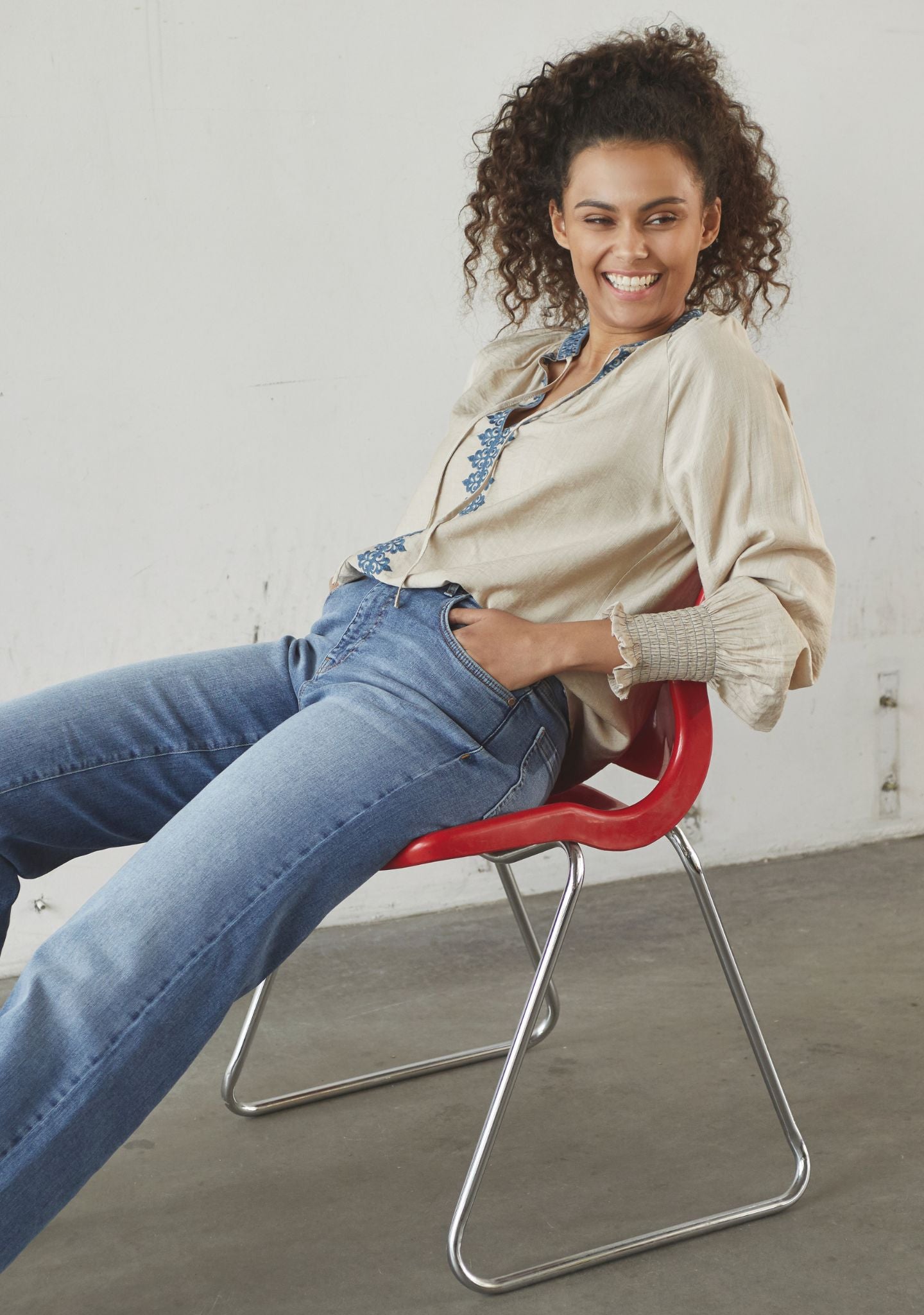 Isay- Blus Lykke Deco Blouse