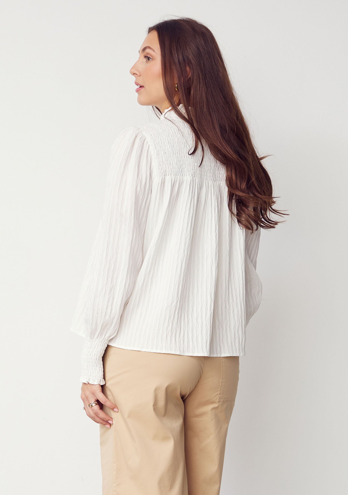 Isay-Lea Blus