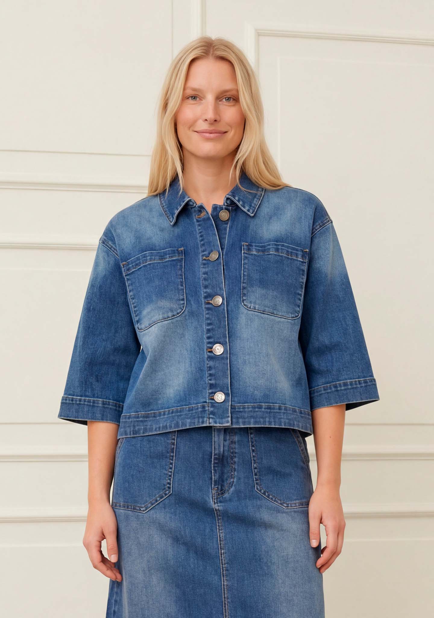 Isay- Capri Denim Jacka