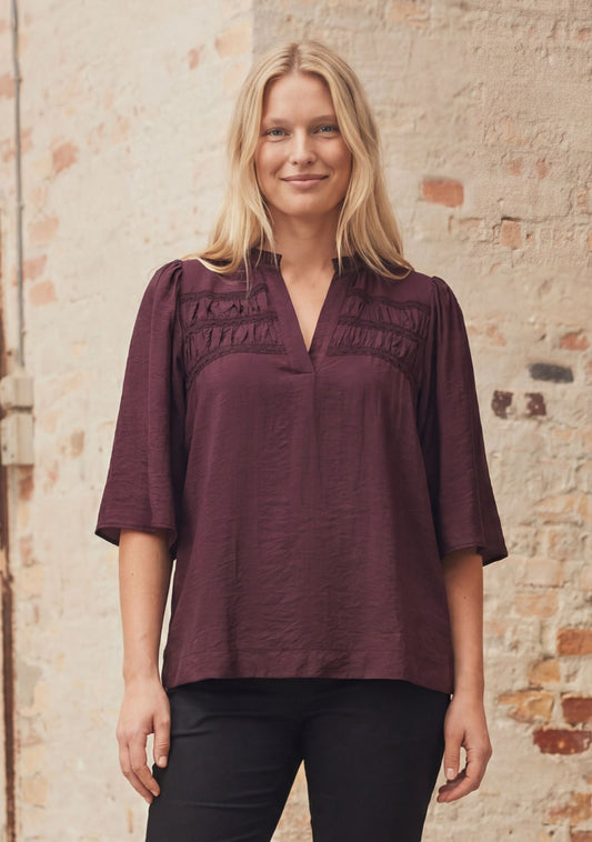 Isay- Nova s/s Blouse