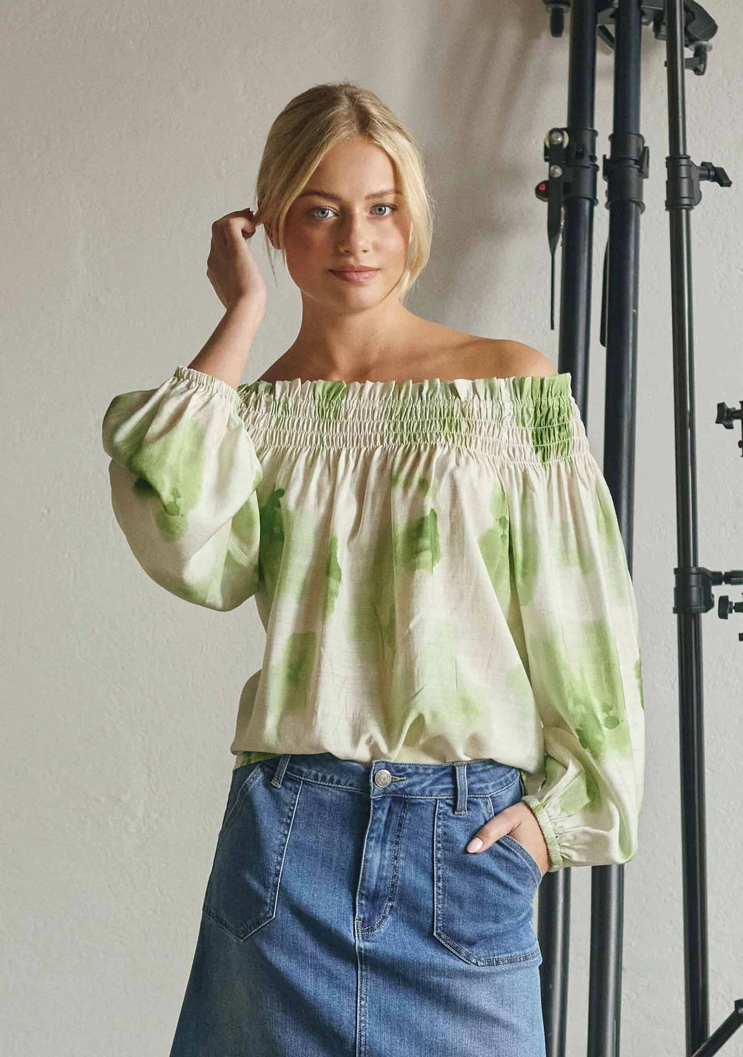 Isay- Ane Stretch Blouse